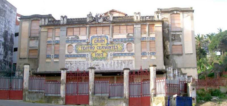 Le don irrévocable du « Gran Teatro Cervantes » de Tanger au Maroc.