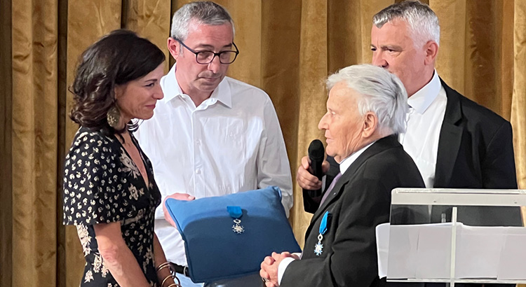 tanger-experience - le web magazine de Tanger - Claire Trichot décorée l'Ordre National du Mérite