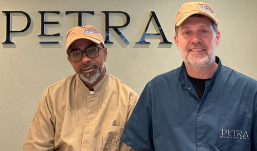 Petra, l’épicerie fine qui amène la gastronomie européenne à Tanger.